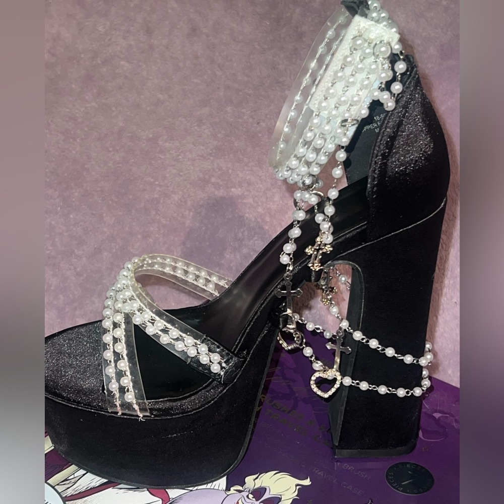 Dolls Kill x Sugar Thrillz Holy Revelations Black Velvet Platform Heels Size - Picture 5 of 10